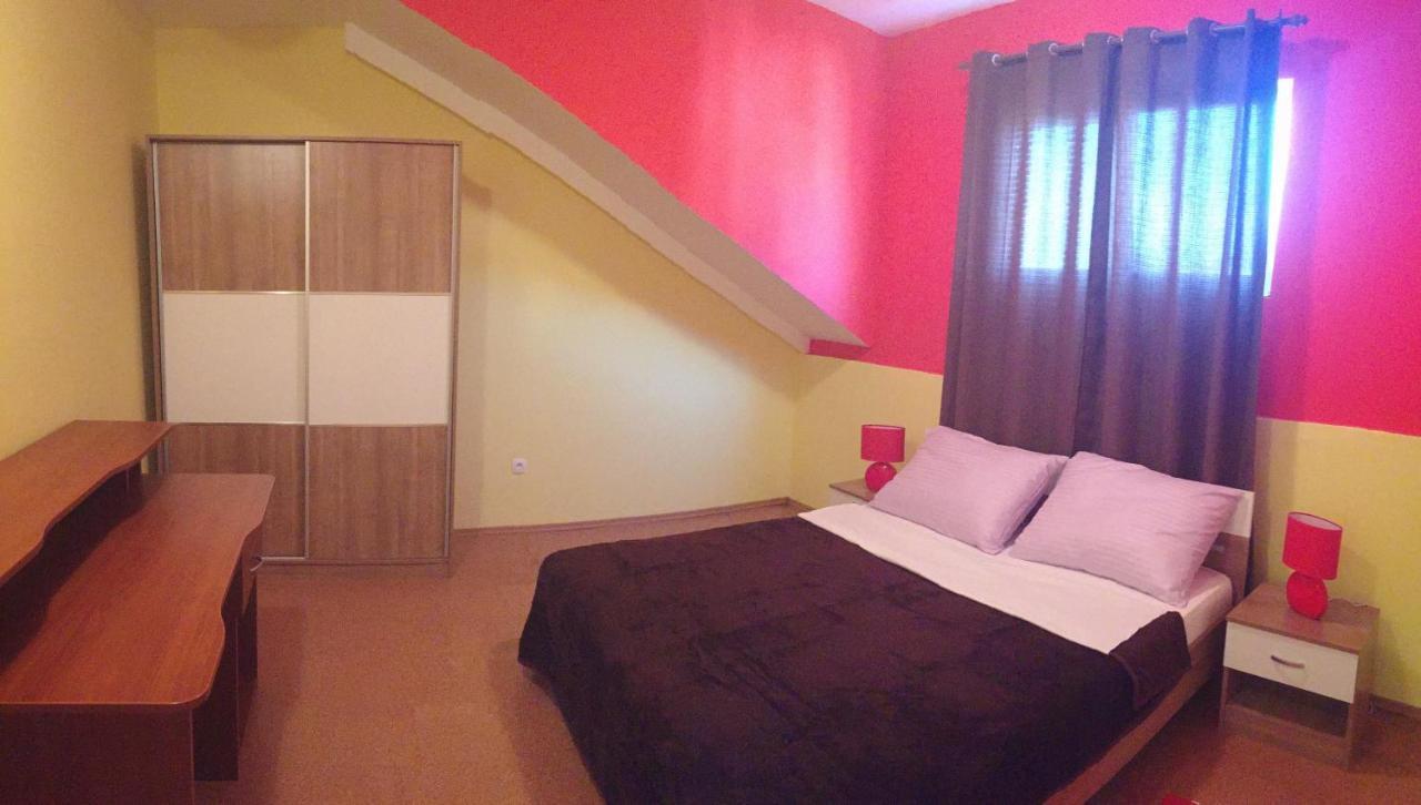 Apartment Lela Mali Lošinj Exteriör bild