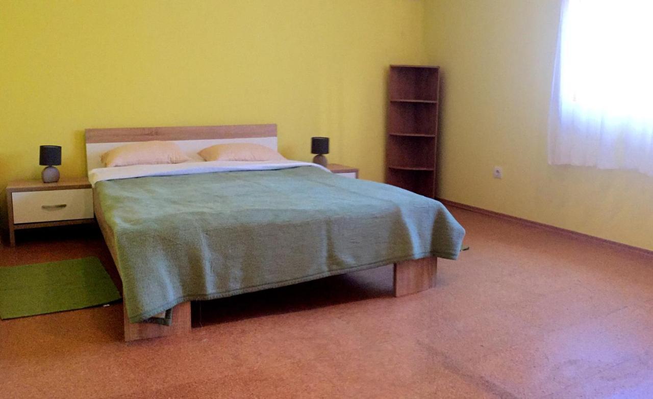 Apartment Lela Mali Lošinj Exteriör bild