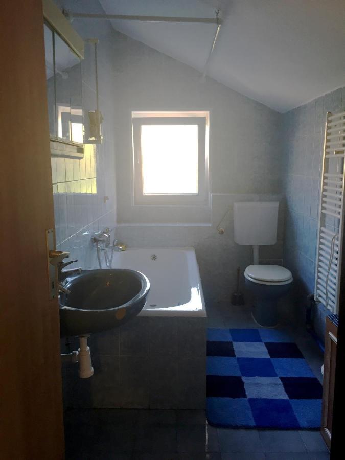 Apartment Lela Mali Lošinj Exteriör bild